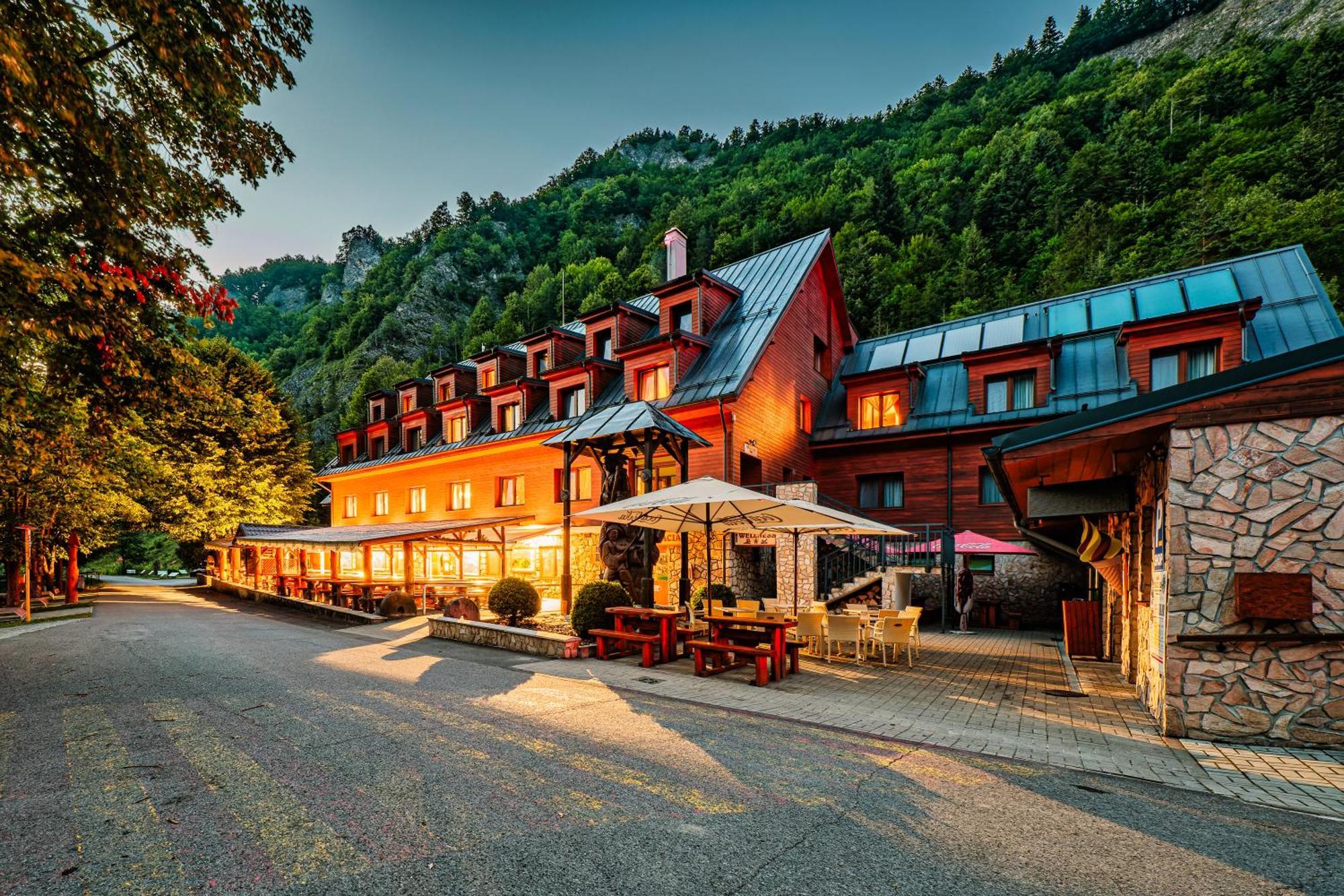 Chata Pieniny Hotel Lesnica Exterior photo